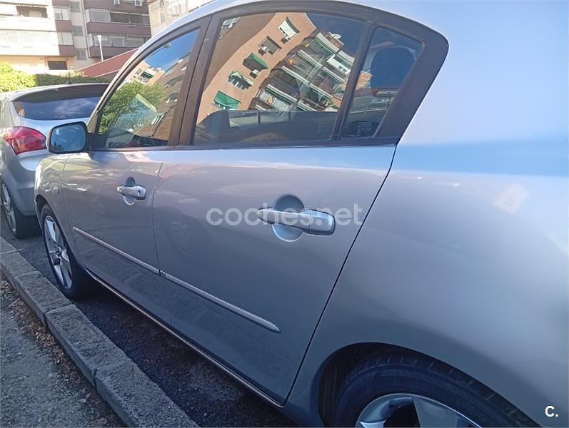 Usado Mazda 3 Sportive 150 CV (110 kW) 2006 Gris / plata Berlina