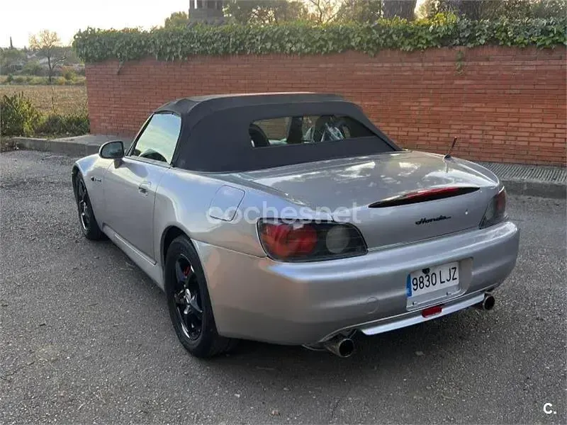 Usado Honda S 2000 S 240 CV (176 kW) 2000 Gris / plata Descapotable