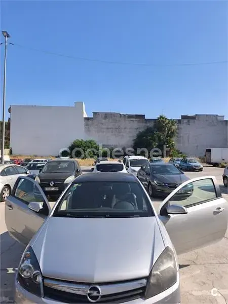 Usado Opel Astra GTC Energy 115 CV (84 kW) 2008 Gris / plata Berlina