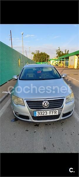 Usado VW Passat Advance 140 CV (102 kW) 2006 Gris / plata Familiar