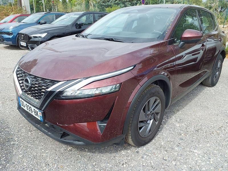 Usado Nissan Qashqai Tekna 159 CV (116 kW) 2023 Rojo SUV