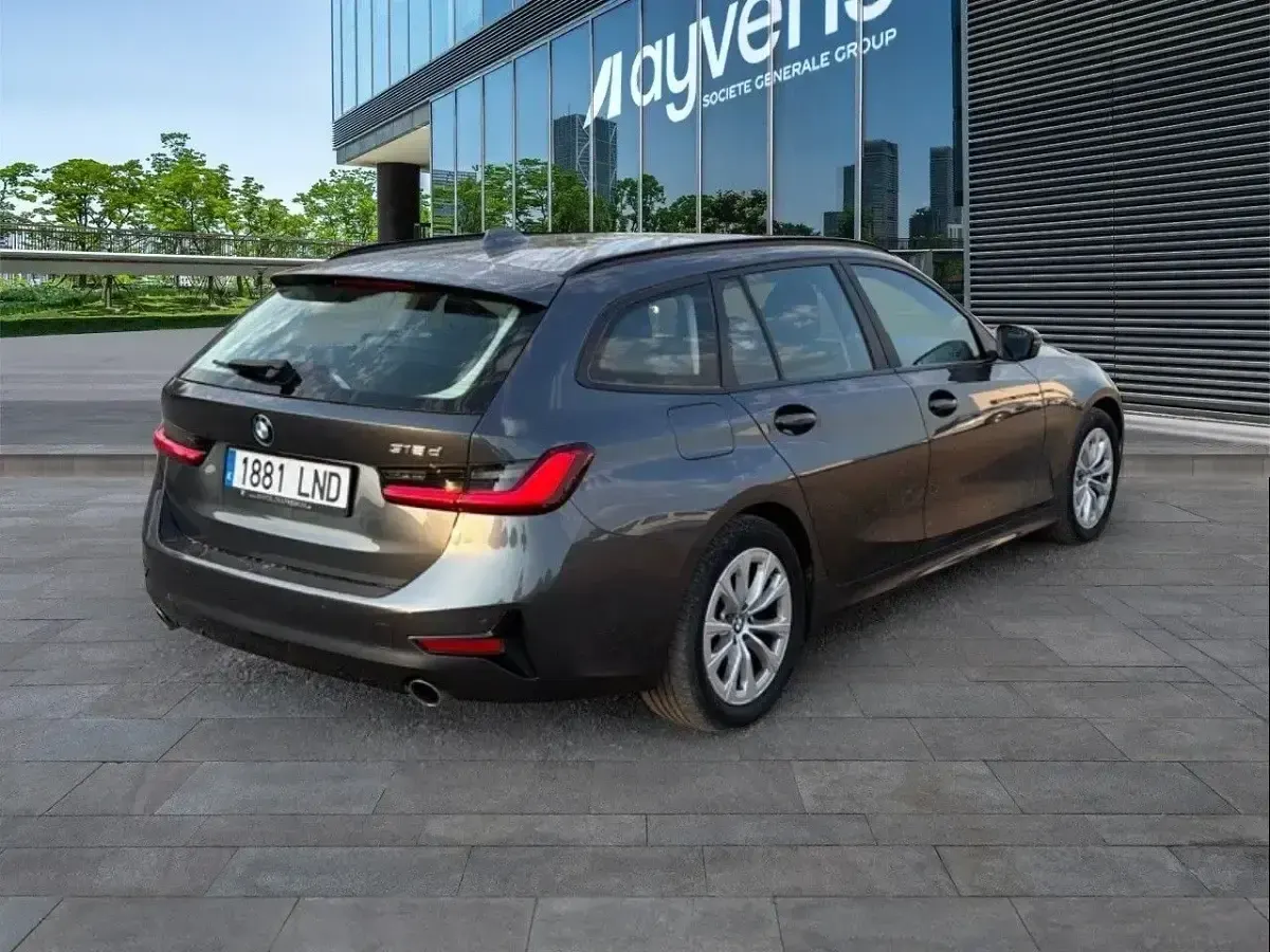 Usado BMW 318 150 CV (110 kW) 2021 Gris Familiar