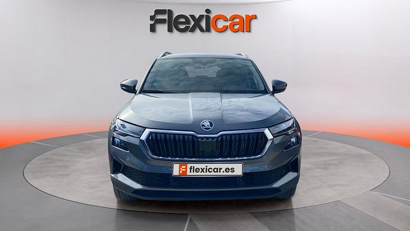 Usado Skoda Karoq Ambition 150 CV (110 kW) 2022 Gris SUV