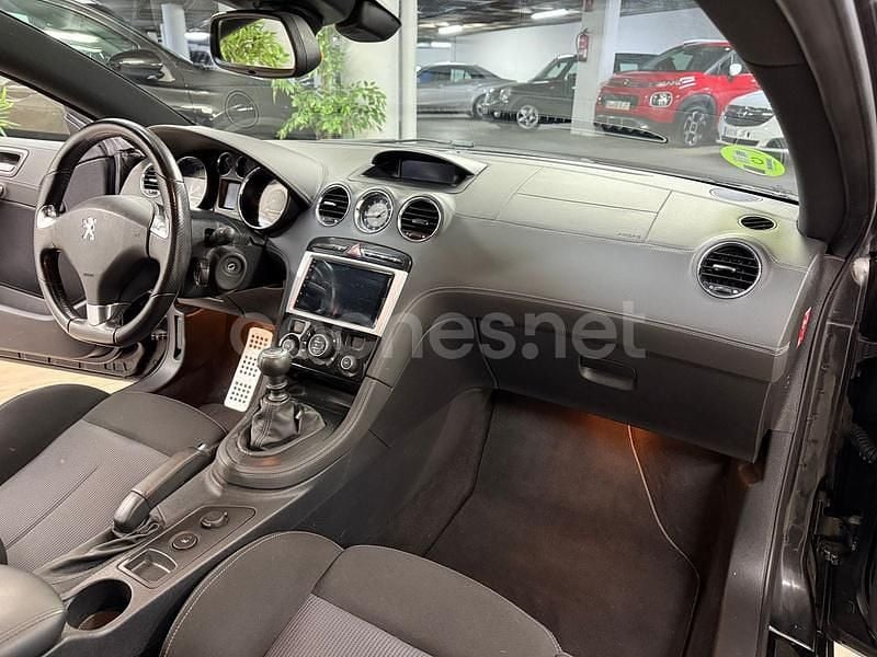 Usado Peugeot RCZ 156 CV (114 kW) 2012 Negro Coupe