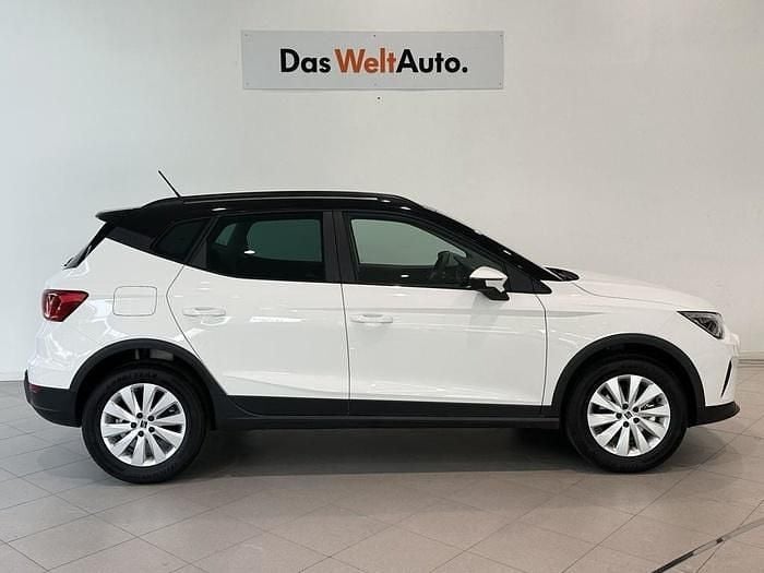 Usado Seat Arona Style 115 CV (84 kW) 2025 Blanco SUV