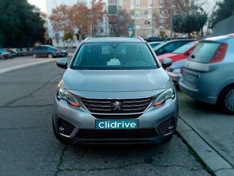 Usado Peugeot 5008 Active 120 CV (88 kW) 2017 Gris SUV