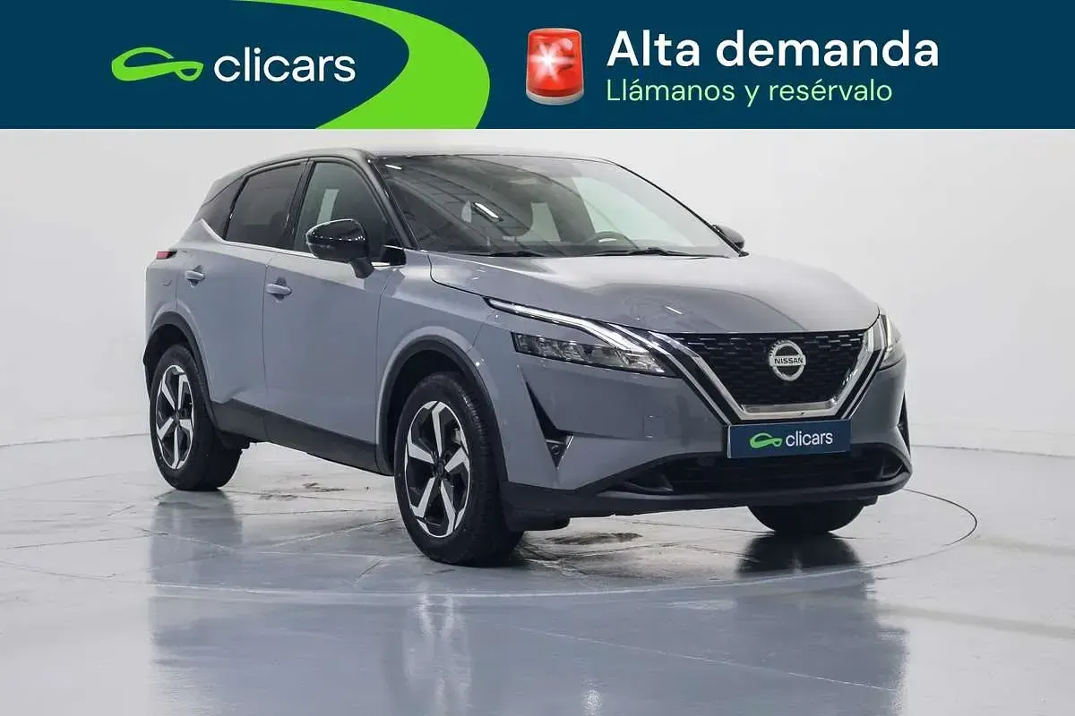 Usado Nissan Qashqai Acenta 140 CV (102 kW) 2022 Gris SUV