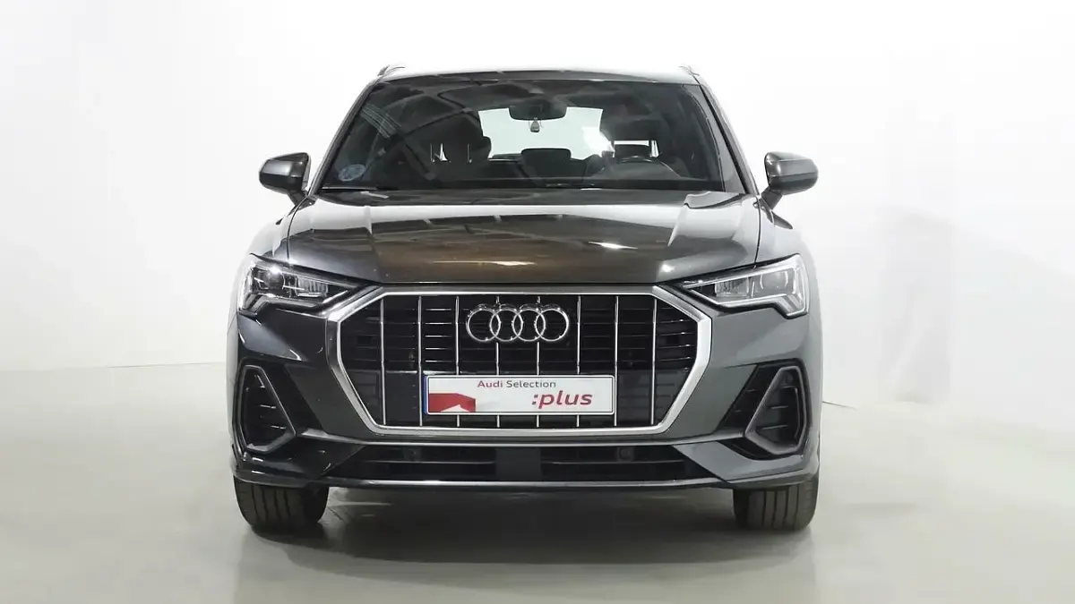 Usado Audi Q3 S-Line 150 CV (110 kW) 2020 Gris SUV