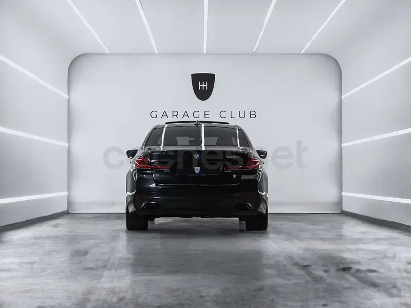 Usado BMW 530e M Sport 292 HP (214 kW) 2021 Preto Sedan