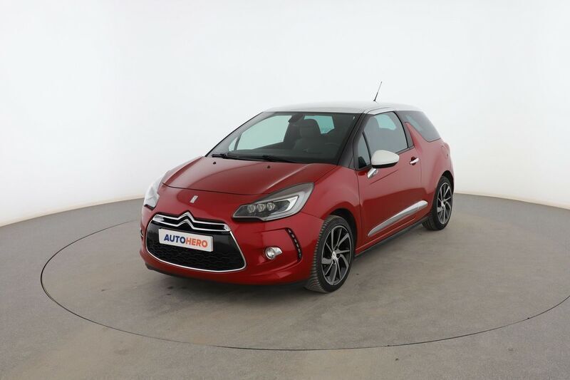 Rojo Usado 2015 DS Automobiles DS3 Style | 8599 € (Precio justo) - Imagen 1/3