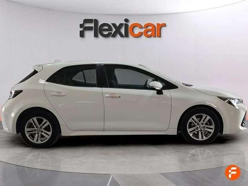 Usado Toyota Corolla Active 122 CV (89 kW) 2021 Blanco Utilitario