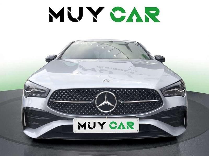 Usado Mercedes CLA200 163 CV (119 kW) 2024 Plateado Coupe