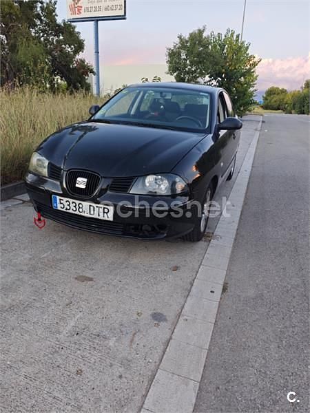 Usado Seat Ibiza Reference 75 CV (55 kW) 2006 Negro Berlina