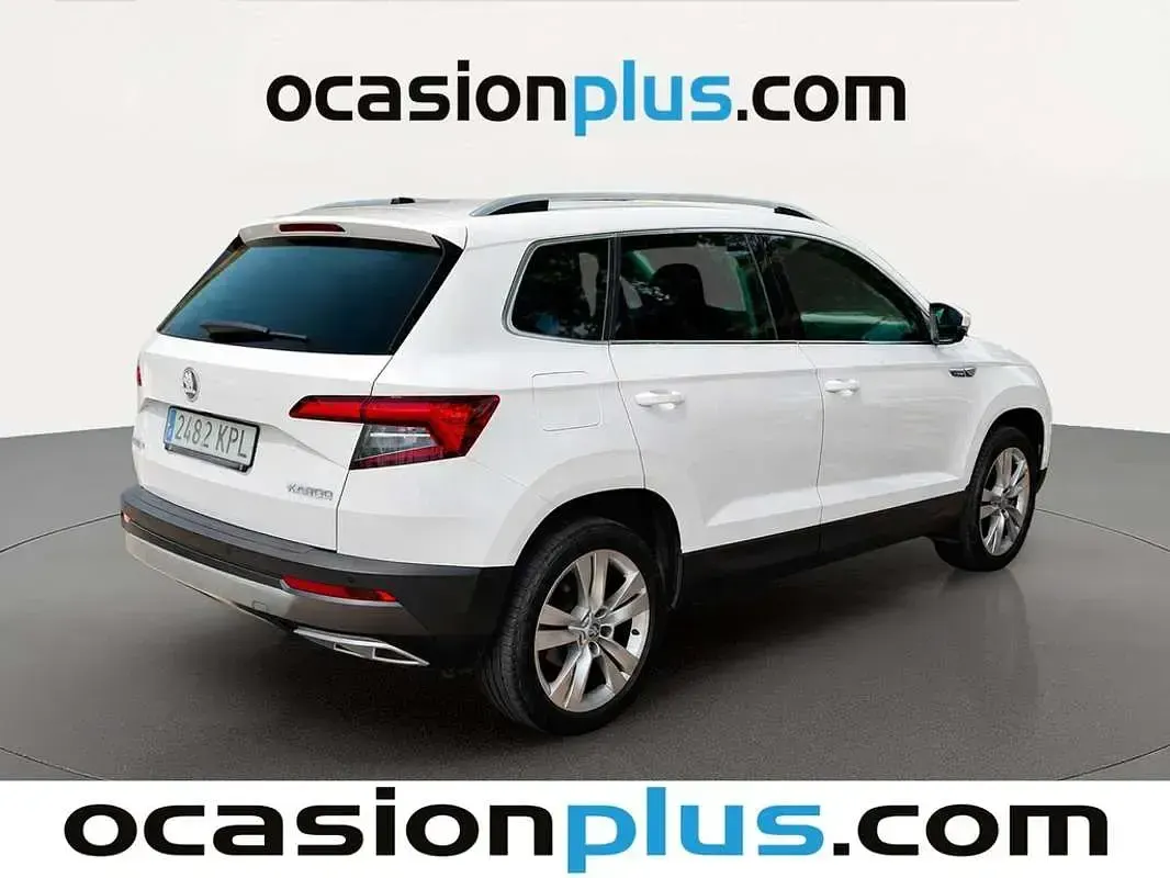 Usado Skoda Karoq Ambition 116 CV (85 kW) 2018 Blanco SUV