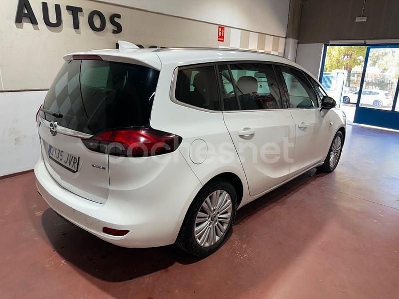 Usado Opel Zafira Tourer Excellence 170 CV (125 kW) 2016 Blanco Monovolumen