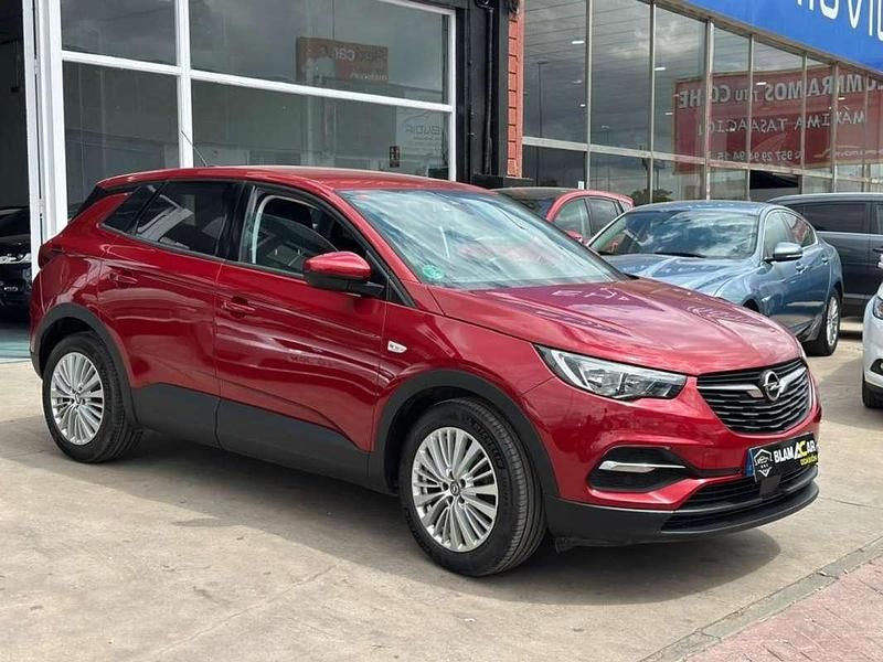 Burdeos Usado 2018 Opel Grandland X Business SUV | 16.500 € (Caro) - Imagen 1/4