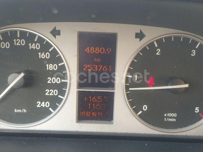 Usado Mercedes B200 140 CV (102 kW) 2008 Blanco Monovolumen