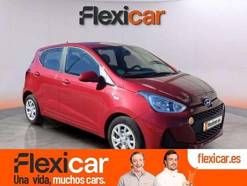 Rojo Usado 2018 Hyundai i10 GO! Utilitario | 7990 € (Precio justo) - Imagen 1/4