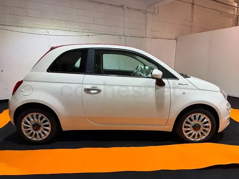Usado Fiat 500C Dolcevita 70 CV (51 kW) 2021 Blanco Descapotable