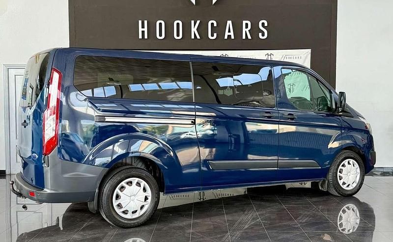 Usado Ford Transit Custom Trend 129 CV (94 kW) 2017 Azul Familiar