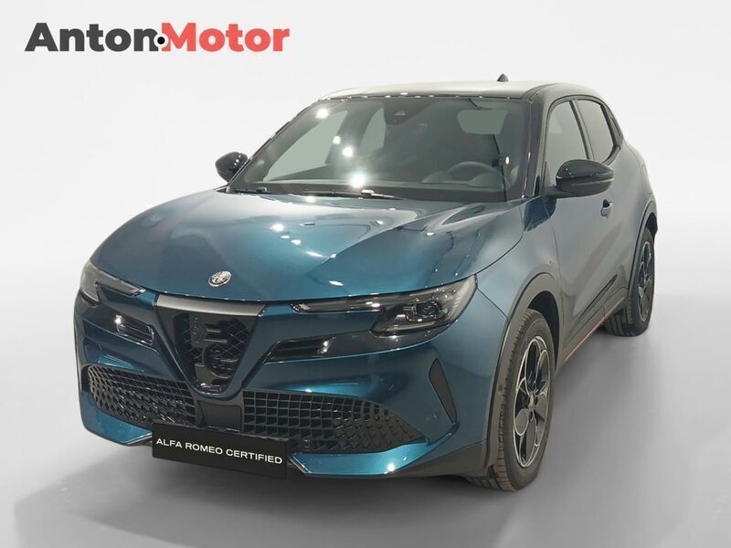 Azul Nuevo 2024 Alfa Romeo Junior Edizione Speciale | 34.399 € (Un poco caro) - Imagen 1/4