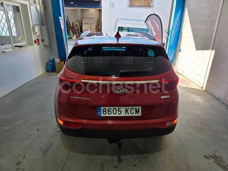 Usado Kia Sportage GT-Line 115 CV (84 kW) 2017 Rojo SUV
