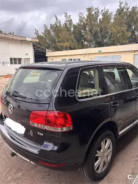 Usado VW Touareg R 174 CV (127 kW) 2006 Negro SUV