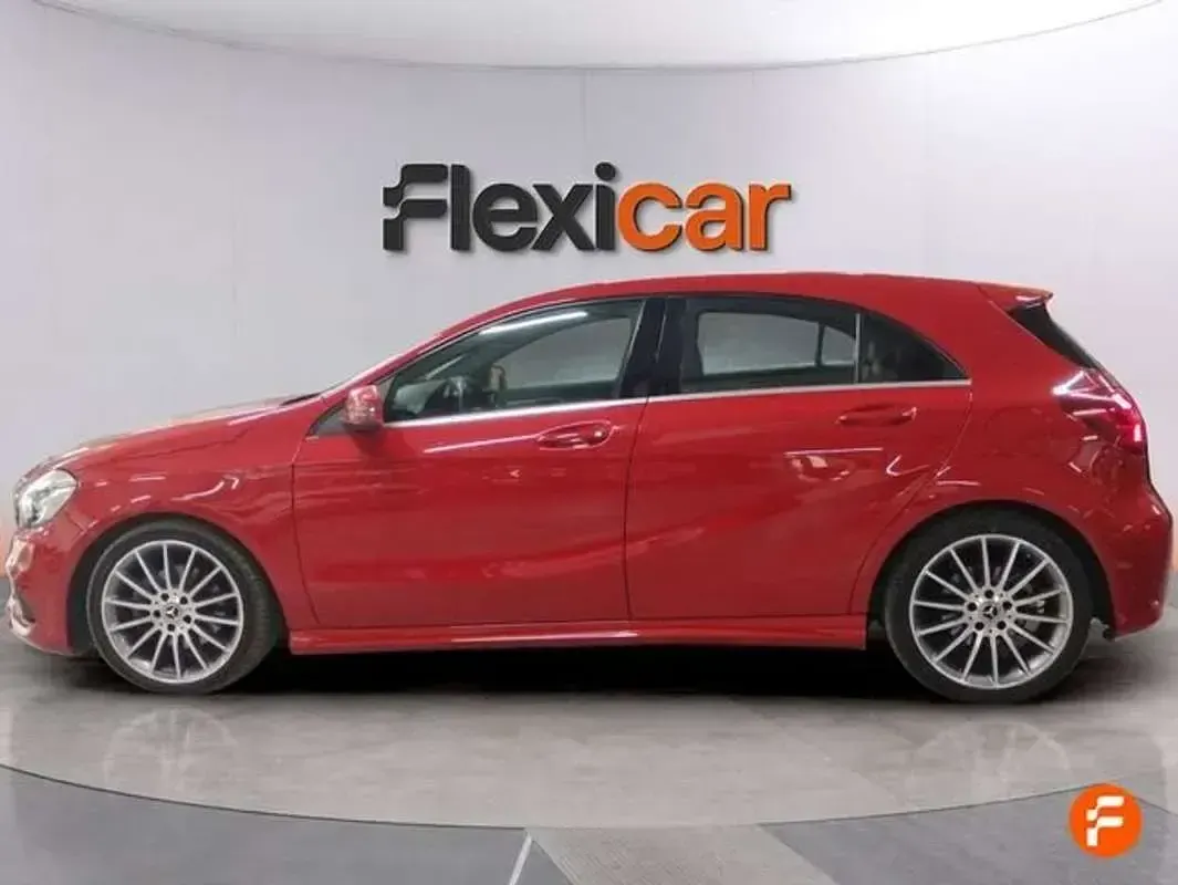Usado Mercedes A200 139 CV (102 kW) 2018 Rojo Utilitario