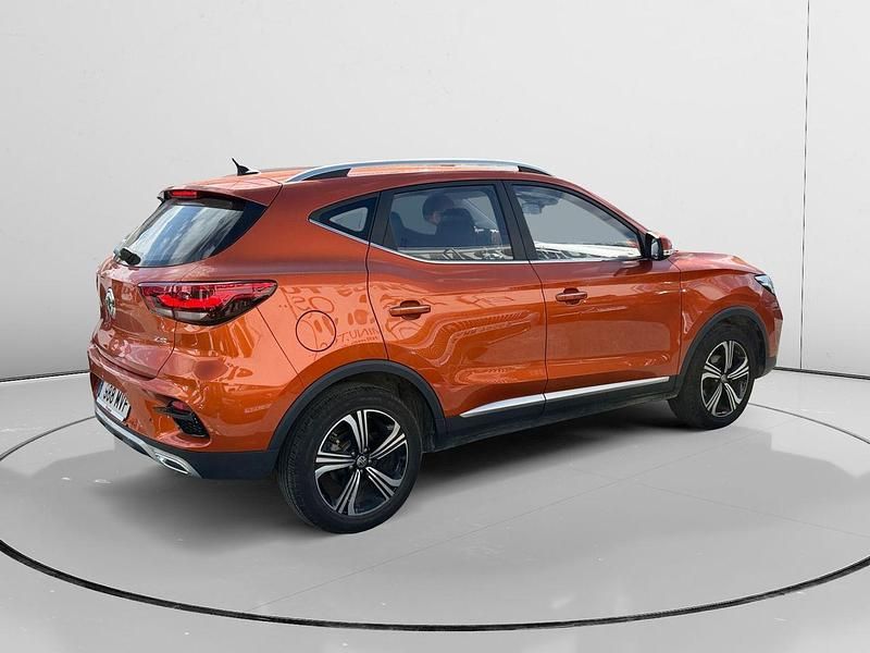 Usado MG ZS Comfort 106 CV (77 kW) 2024 Naranja SUV