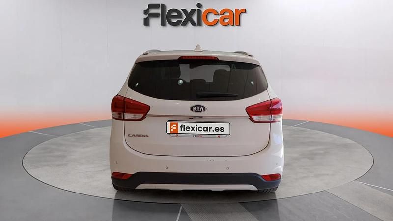 Usado Kia Carens 136 CV (100 kW) 2018 Blanco Monovolumen