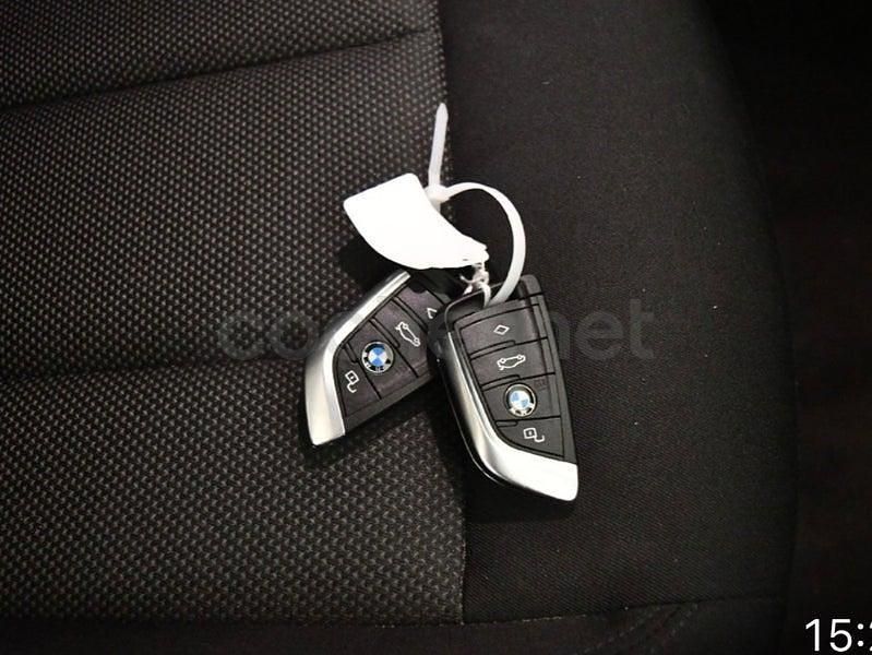 Usado BMW 318 150 CV (110 kW) 2021 Azul Familiar
