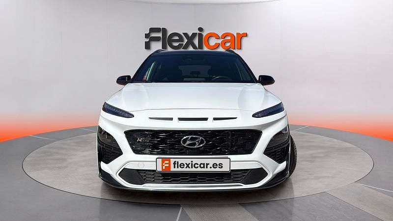 Usado Hyundai Kona N Line 120 CV (88 kW) 2022 Blanco SUV
