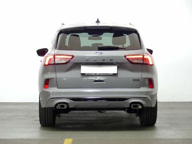 Usado Ford Kuga ST-Line X 225 CV (165 kW) 2023 Gris SUV
