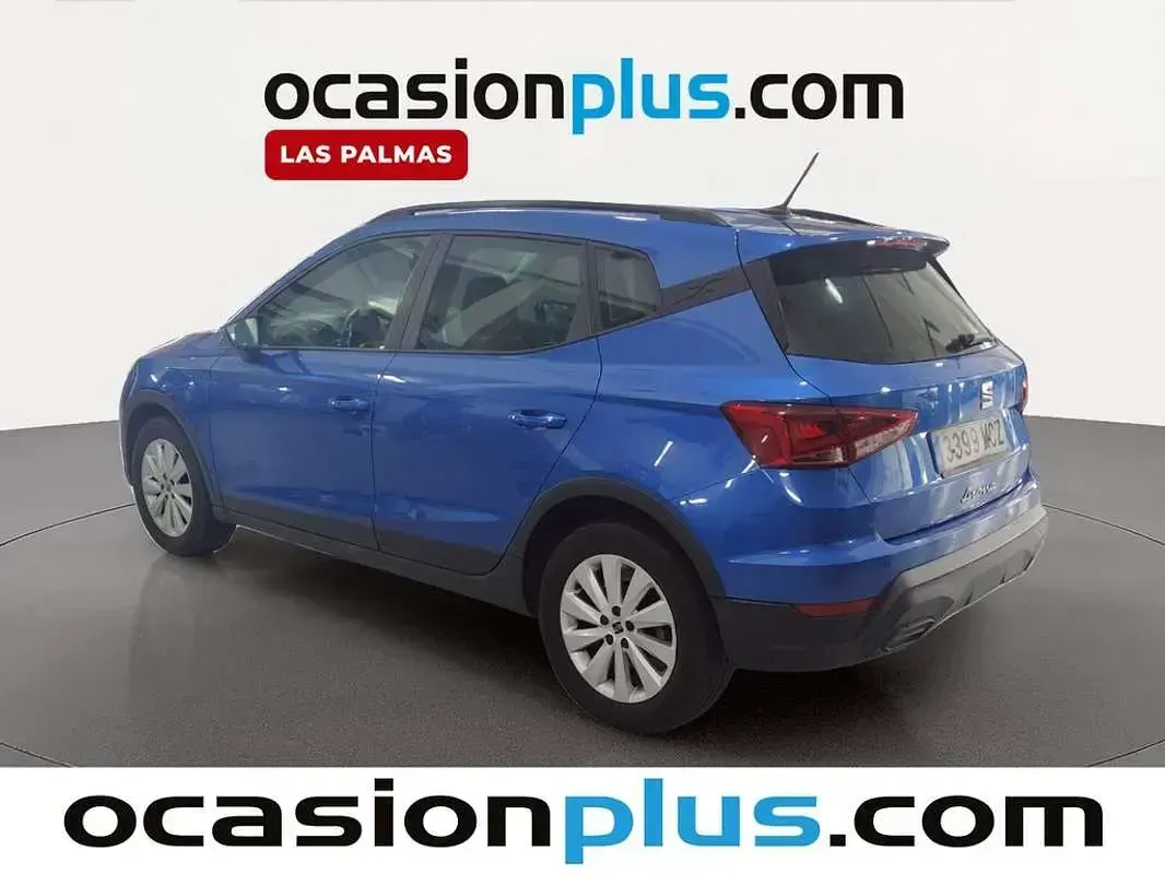 Usado Seat Arona Style 110 CV (80 kW) 2022 Azul SUV