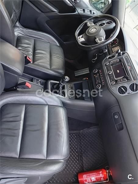 Negro Usado 2012 VW Tiguan Advance SUV | 13.000 € (Un poco caro) - Imagen 1/4