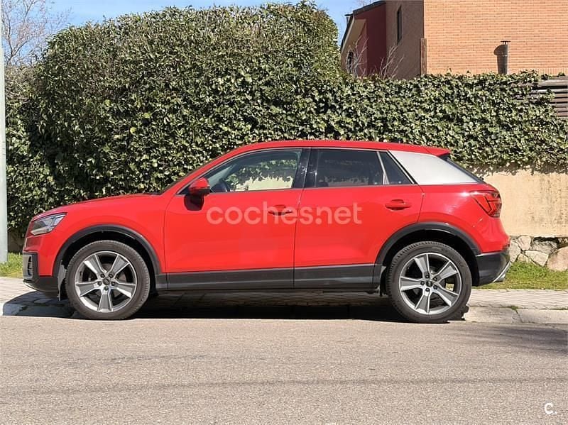 Usado Audi Q2 Design 116 CV (85 kW) 2020 Rojo SUV