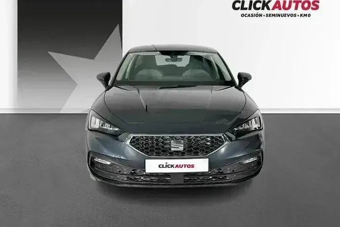Usado Seat Leon Style 115 CV (84 kW) 2025 Blanco