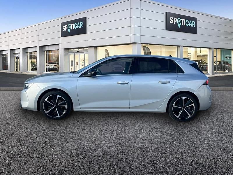 Usado Opel Astra Elegance 130 CV (95 kW) 2023 Gris Berlina