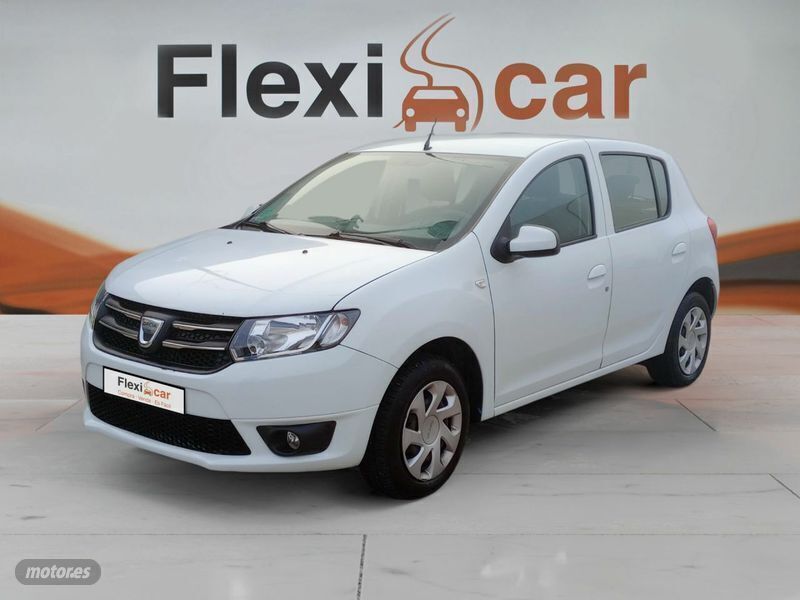 Usado Dacia Sandero Lauréate 75 CV (55 kW) 2014 Otros Utilitario