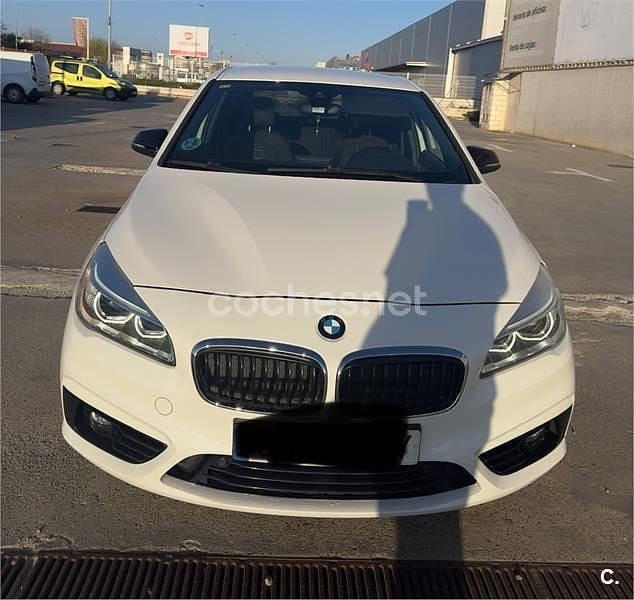 Usado BMW 218 Advantage 150 HP (110 kW) 2016 Branco Carrinha