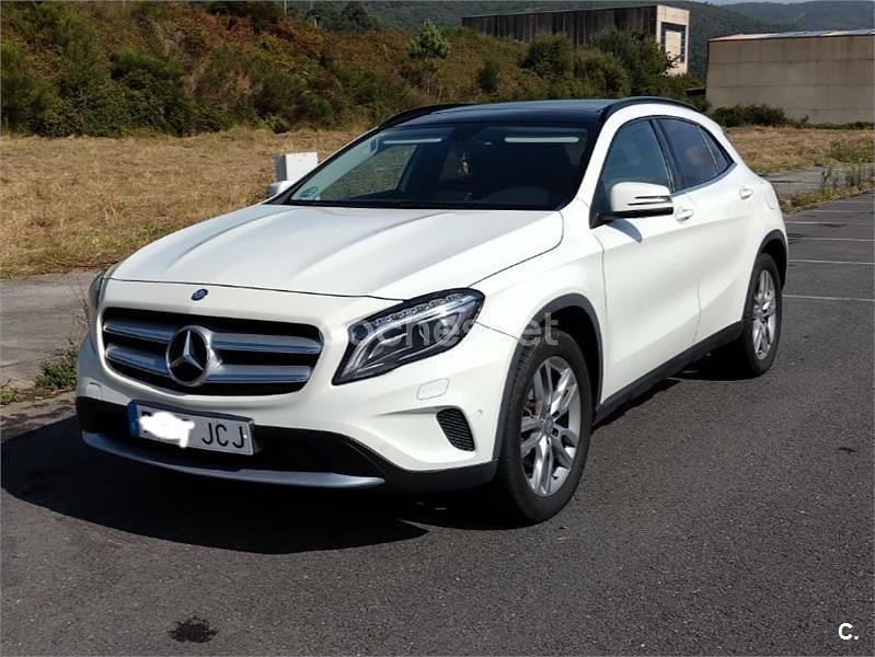 Usado Mercedes GLA200 Style 136 CV (100 kW) 2015 Blanco SUV