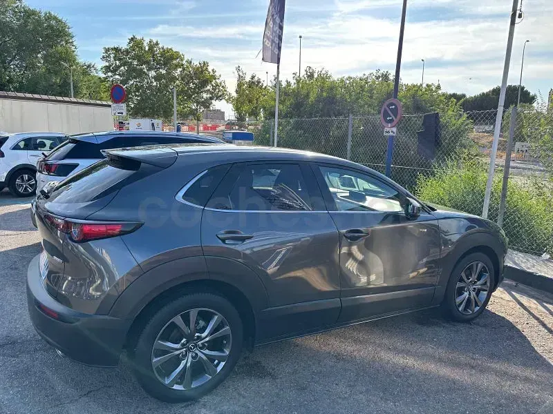 Usado Mazda CX-30 186 CV (136 kW) 2021 Gris / plata SUV