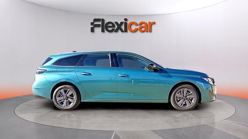 Usado Peugeot 308 Active 131 CV (96 kW) 2023 Verde Utilitario