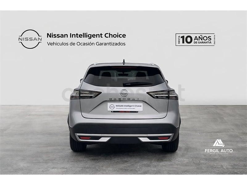 Usado Nissan Qashqai N-Connecta 140 CV (102 kW) 2024 Gris / plata SUV