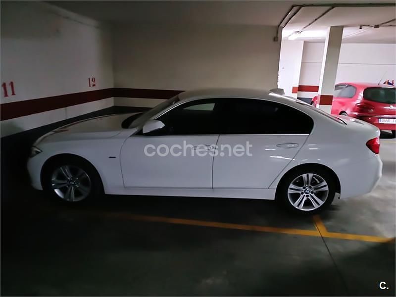 Usado BMW 320 Efficient Dynamics 184 CV (135 kW) 2016 Blanco Berlina