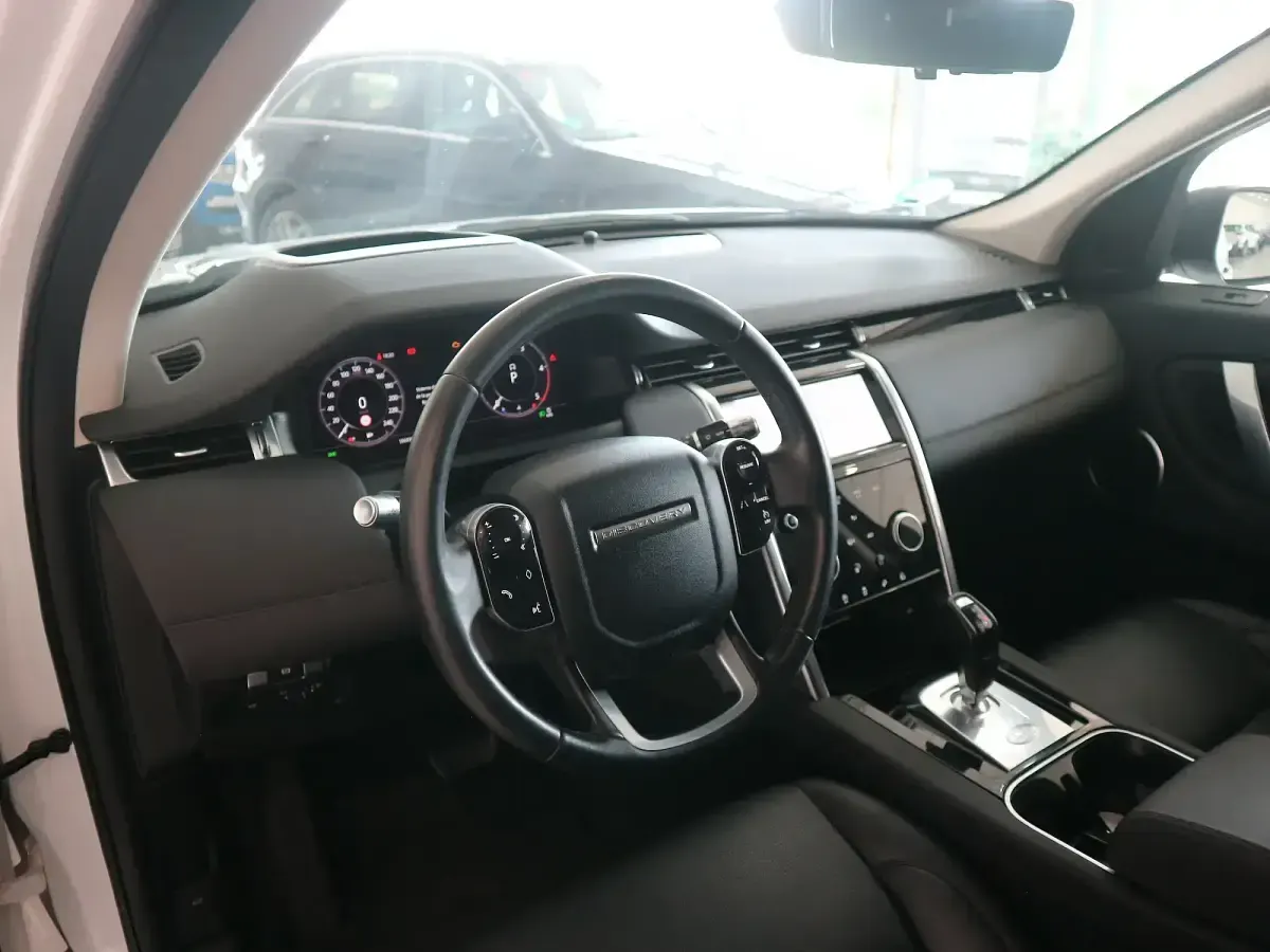 Usado Land Rover Discovery Sport SE 204 CV (150 kW) 2020 Blanco SUV