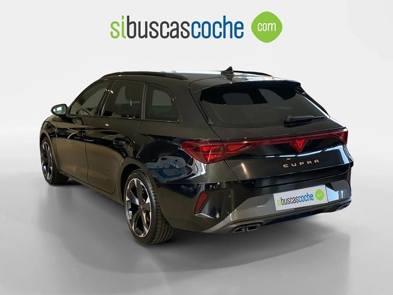 Usado Cupra Leon 150 CV (110 kW) 2024 Negro