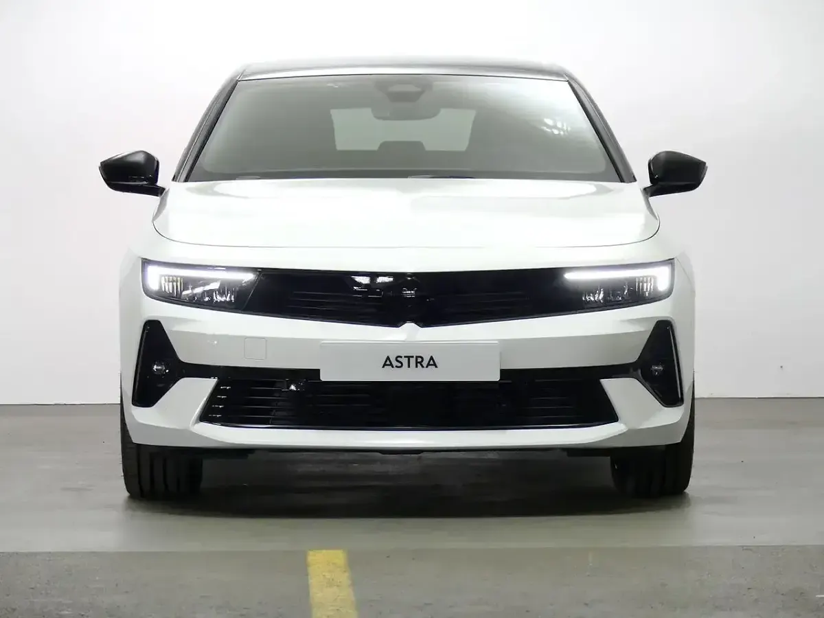 Usado Opel Astra S 130 CV (95 kW) 2023 Blanco Utilitario