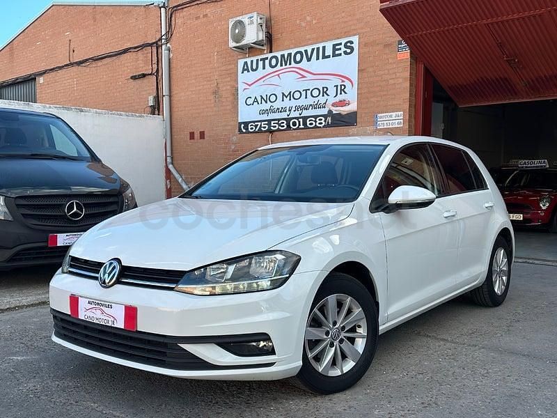 Usado VW Golf VII Advance 110 CV (80 kW) 2017 Blanco Berlina