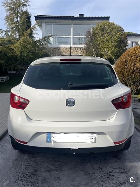 Usado Seat Ibiza SC 90 CV (66 kW) 2011 Blanco Utilitario